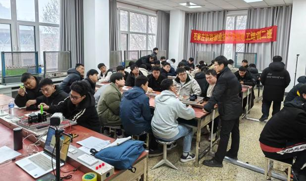 1764920694804026159.png 3.png